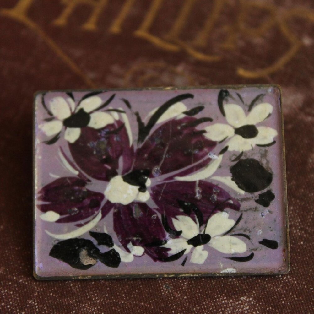 Vintage 1900s 1910s Brooch, Purple Flower Antique Edwardian Clothing Pin, Looped